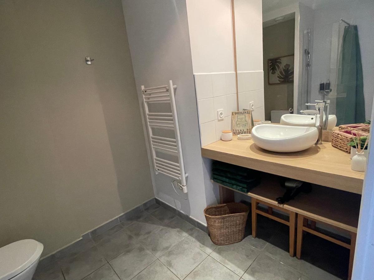 Appartement Moderne Tout Confort Theoule-sur-Mer Bagian luar foto